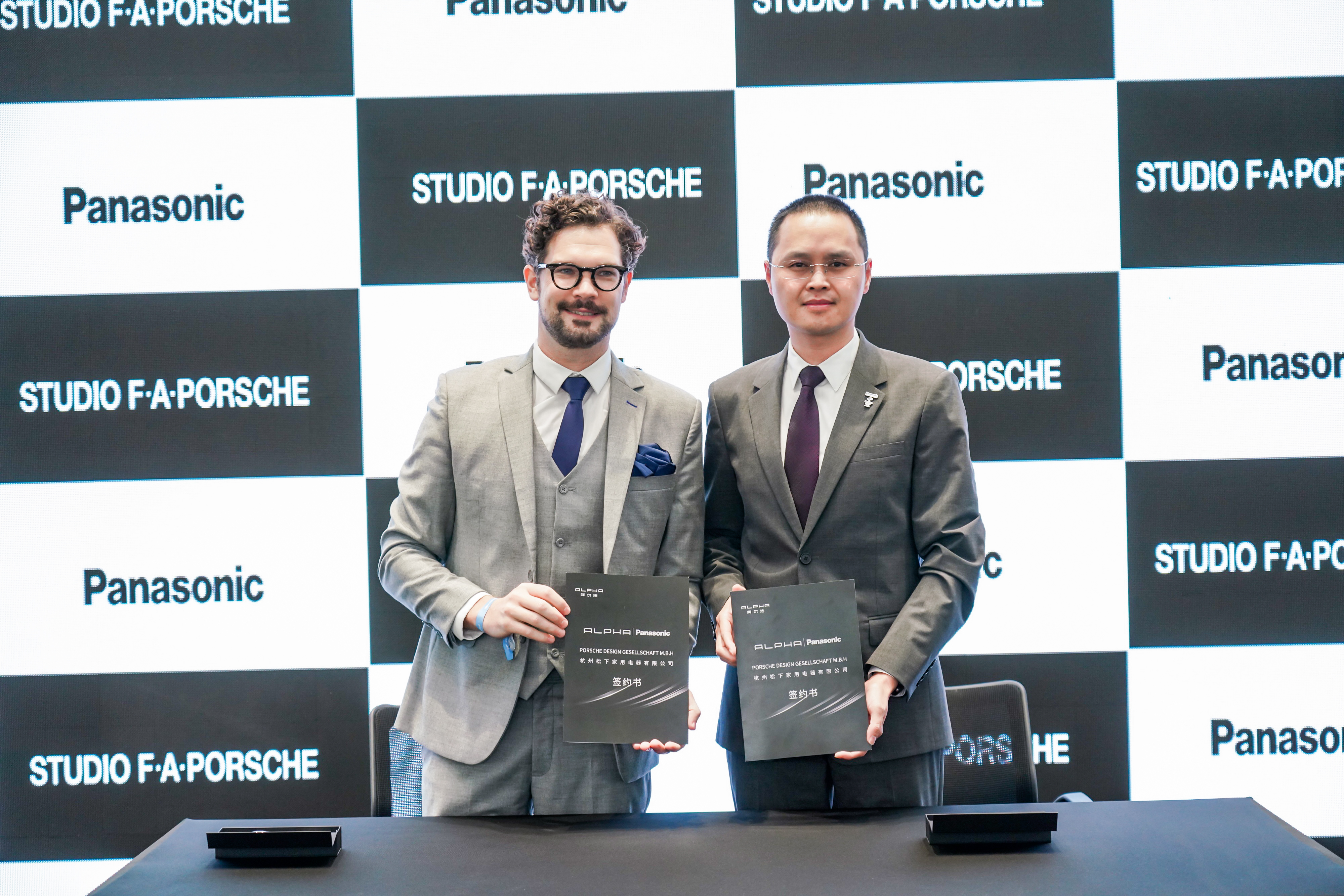 胡杰华认为,如今之所以高端家电品牌迎来了新的机会,最核心的还是整个