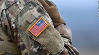 培养女性军事力量：美国陆军精英狙击手学校迎来首位女毕业生
