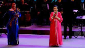 上海轻音乐团35周年音乐会，84岁朱逢博现场献唱