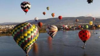 墨西哥阿连特茹国际热气球节闭幕