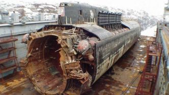 与北约潜艇相撞？俄“库尔斯克”号核潜艇沉没原因再起争议