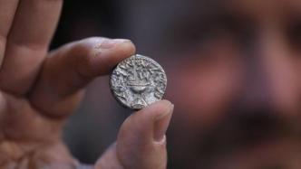 耶路撒冷发现距今2000年的古银币