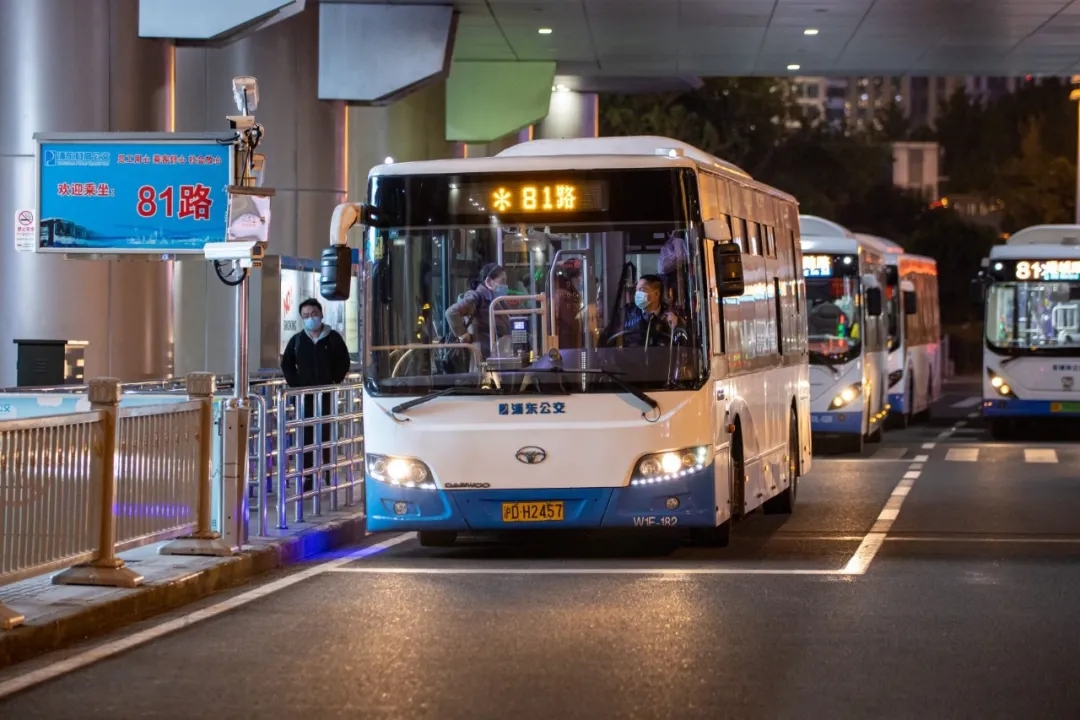 浦东大道即将恢复双向六车道通车，同步配套恢复调整公交线路-第1张图片-蓝狮娱乐