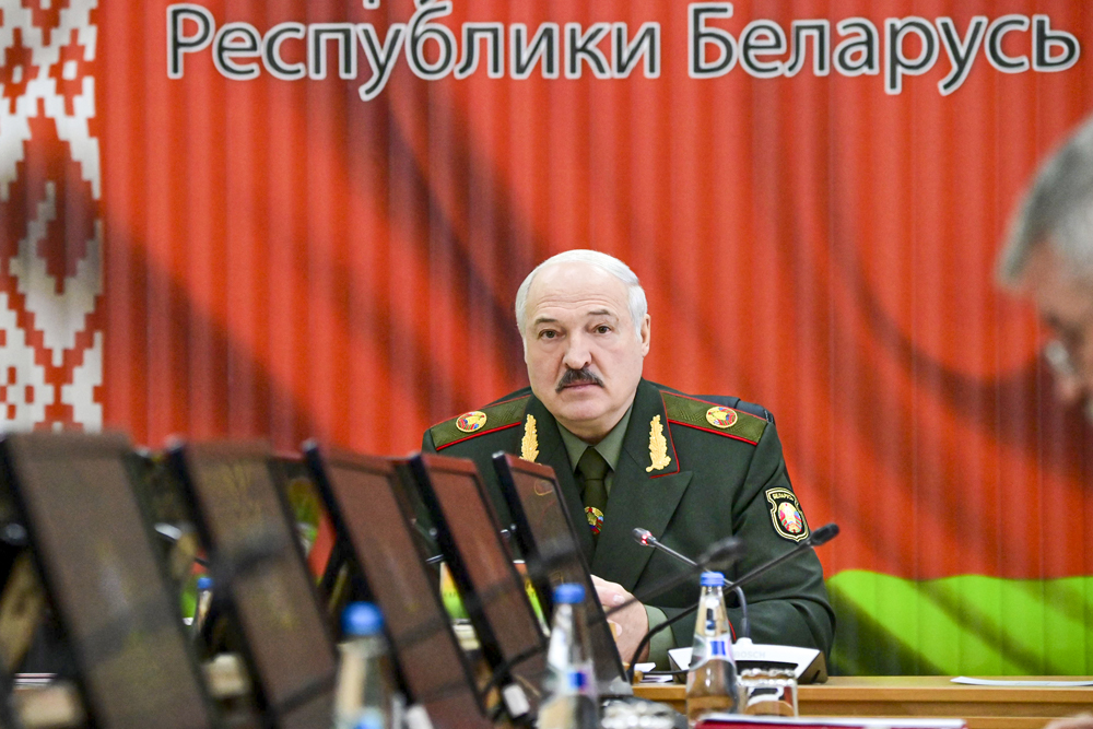 当地时间2021年11月29日，白俄罗斯明斯克，白俄罗斯总统卢卡申科主持召开军事安全会议。