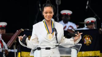 加勒比诞生“最新”共和国巴巴多斯，歌手蕾哈娜成其“民族英雄”