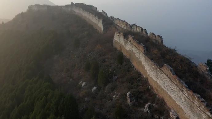 古长城下烈士永铸，见证那段抗日战争历史