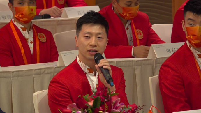 马龙谈东京奥运会合影时刻：见证我们与中国香港队的深厚友谊