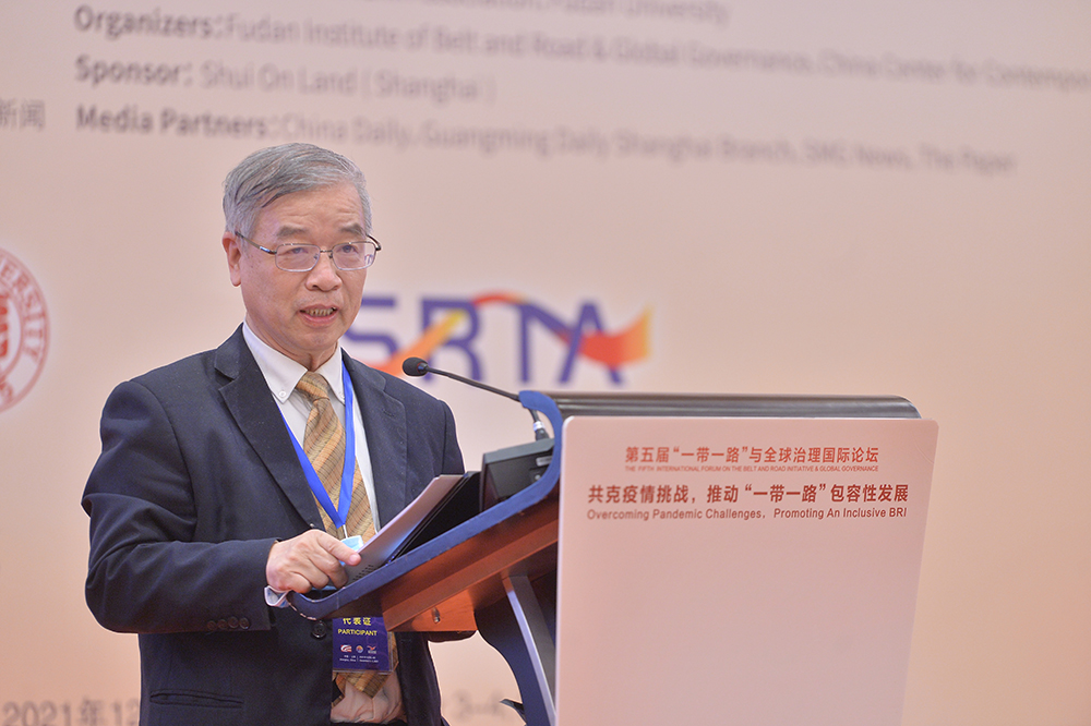 黄仁伟在第五届“一带一路”与全球治理国际论坛开幕式上发言 吕乾明 摄