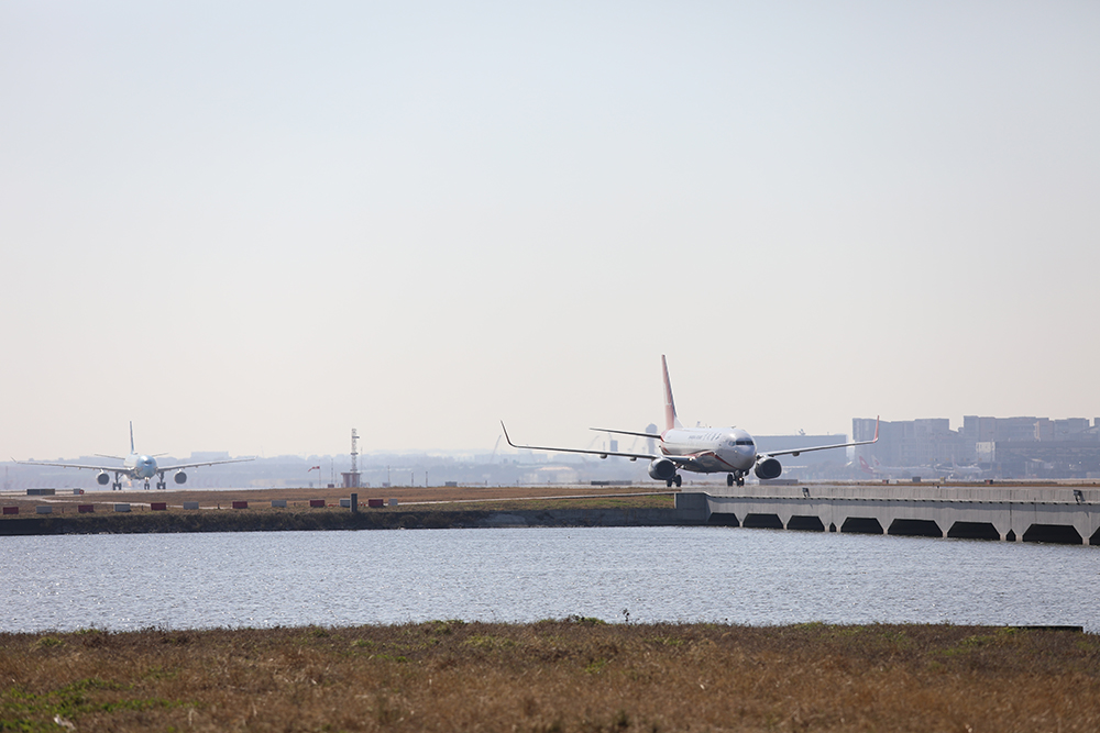 虹桥机场跑道绕滑道全面投用