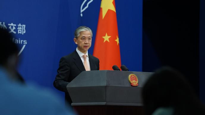 外交部：中国依法打击黑客攻击行为，坚决反对散布虚假信息
