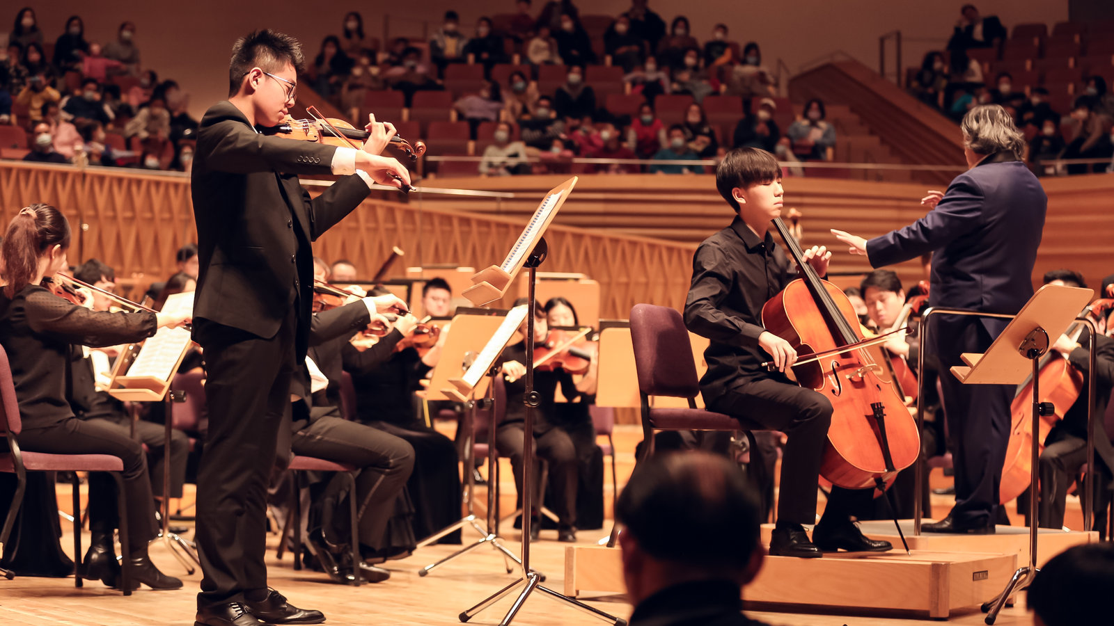 上海歌剧院交响乐团为20位"音乐小天使"协奏,最小只有9岁