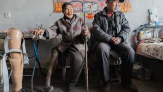 中国残基会登门探访“马腿奶奶”：后续将为其提供专业检查