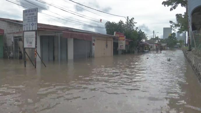 马来西亚连日降雨引发洪灾，超3万人流离失所