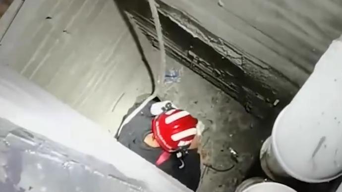 15歲男孩為看夜景，不慎墜入天臺(tái)通風(fēng)井