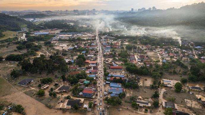 早安·世界｜馬來西亞雪蘭莪州洪災已造成8人死亡