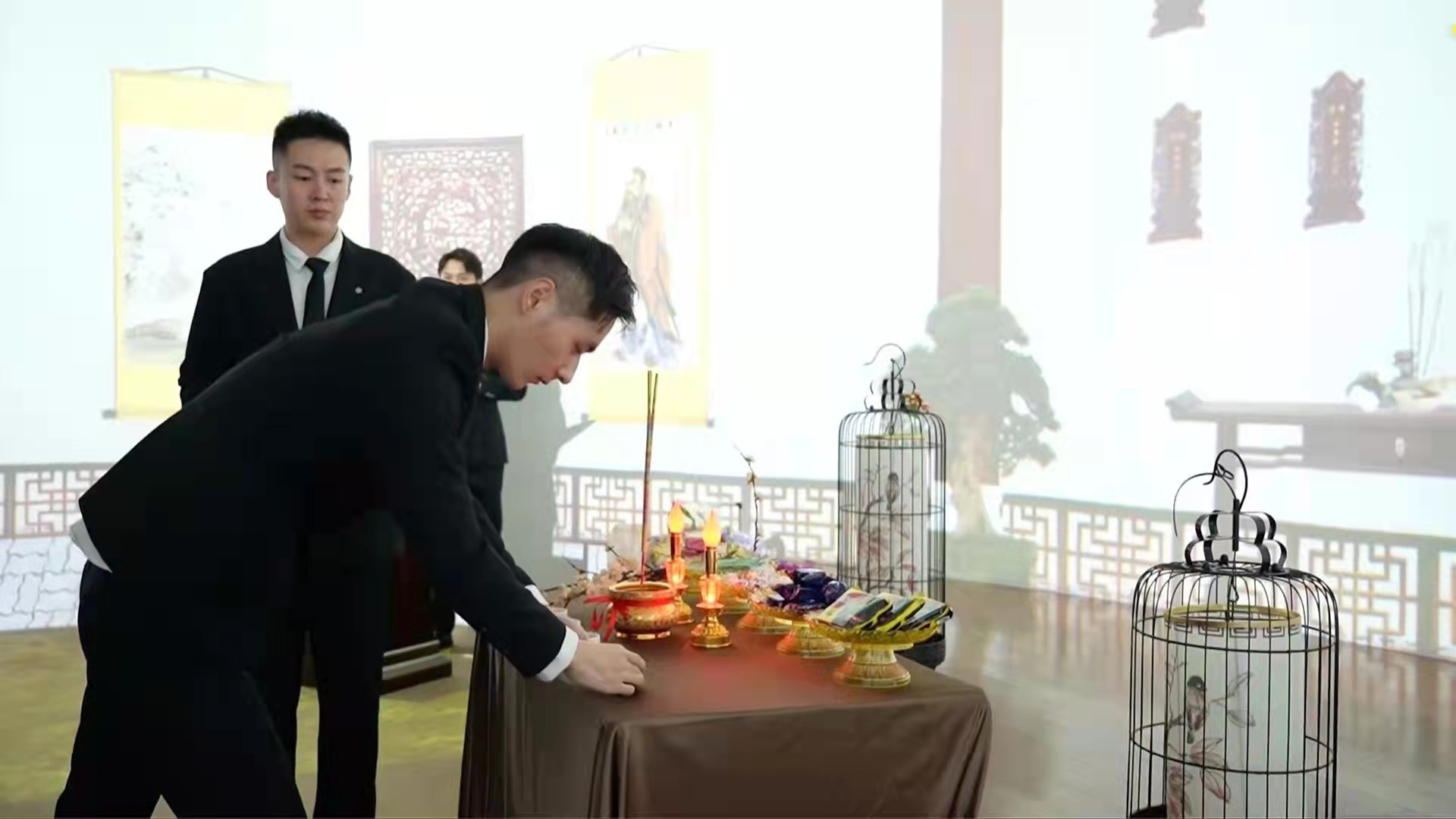 正冬至上海各公墓接待39万人，云共祭为遗体捐献者开设专场