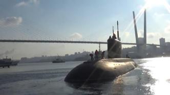 俄罗斯新型常规潜艇发射巡航导弹，命中1000公里外目标