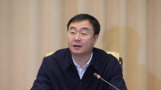获任黑龙江齐齐哈尔市长半年后，王刚履新市委书记
