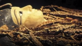 卷发、牙微龅，3000多年前法老木乃伊CT扫描首现真容