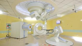单台质子重离子放疗设备年治疗量破千，上海这家医院创新高