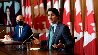 加拿大总理特鲁多公开指责拒绝接种疫苗的民众