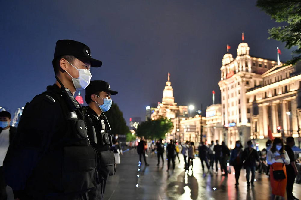 平安上海：民警们除了打击违法犯罪，还做了很多很多