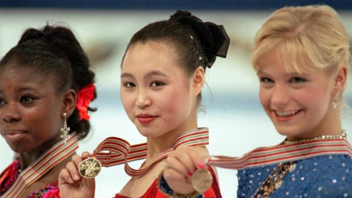 中国第一枚冬奥奖牌背后的传奇，听“冰蝴蝶”陈露自己述说