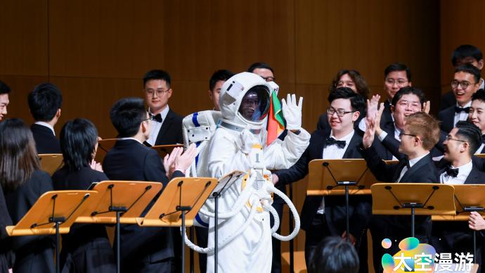 北京酷儿合唱团，用音乐带你探索未来宇宙