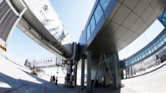 严防疫情外溢，陕西咸阳机场仅留3条国际航班