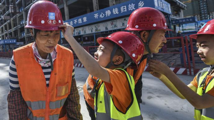 國家統計局:2021年農民工月均收入水平4432元