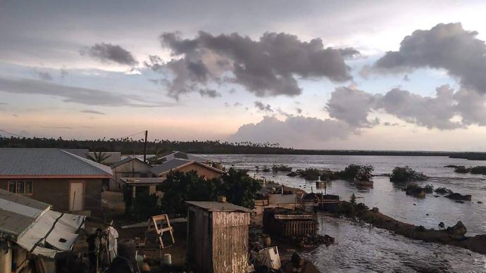 联合国披露汤加现状：首都被两厘米火山灰覆盖，岛间通讯未恢复