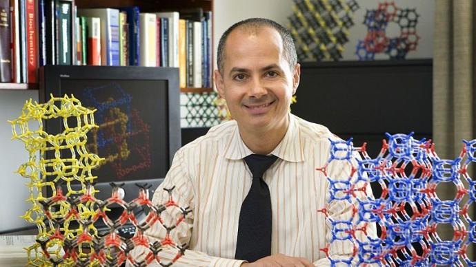 国际顶级化学家奥马尔·亚吉受聘清华大学，曾多次获诺奖提名