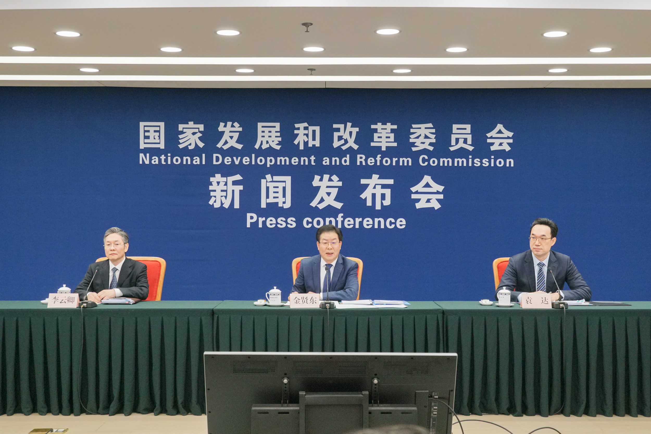 国家发改委今年春耕化肥供应有保障但价格或仍将高位运行
