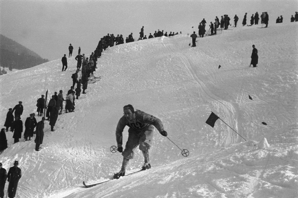 阿尔卑斯滑雪1936图片