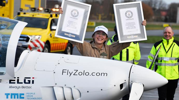 19岁少女创最年轻单人环球飞行女性纪录，飞越31国5大洲