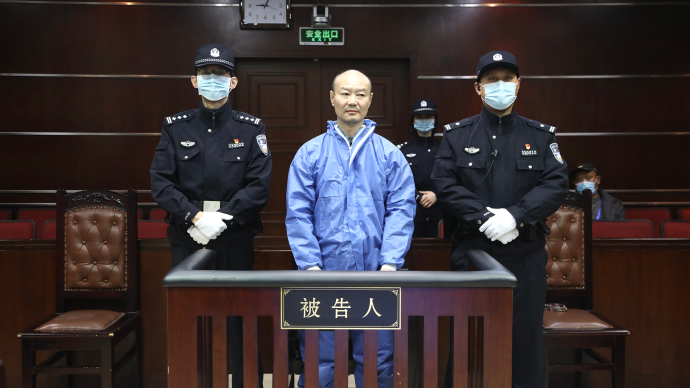 “杭州杀妻案”今日在浙江高院二审开庭审理
