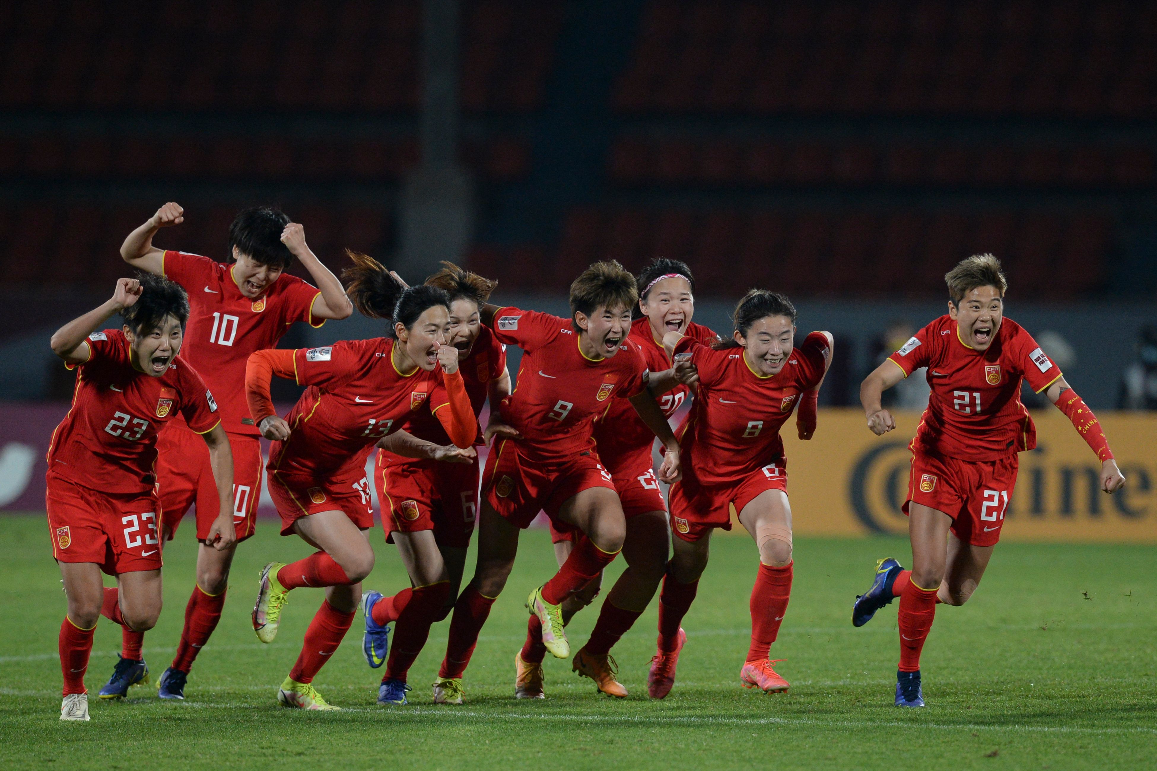 逆转！绝杀！中国女足勇夺亚洲杯！！