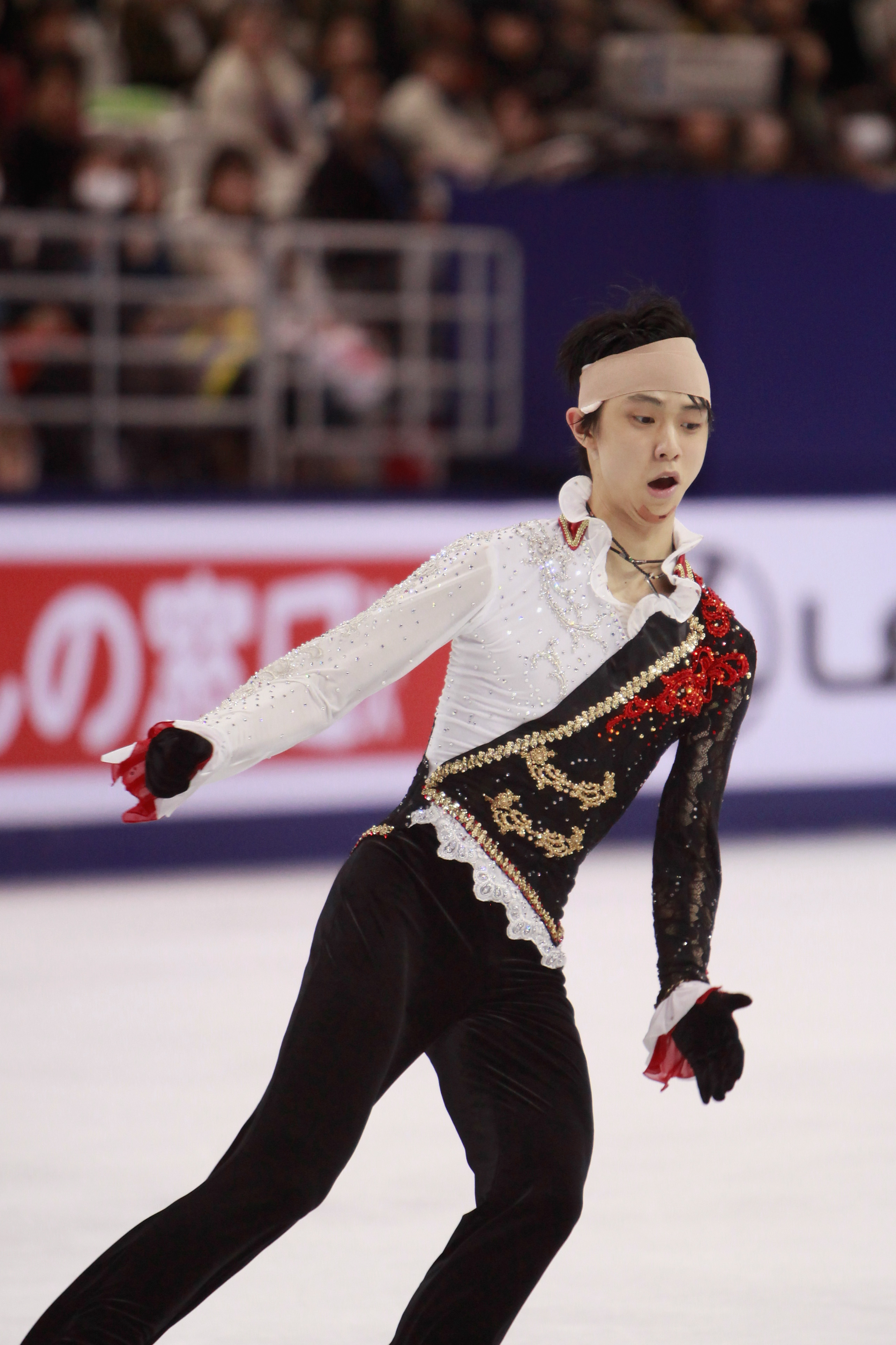 ヒート 羽生結弦選手 河北新報2015.12.29 | academiadevendasmb.com.br