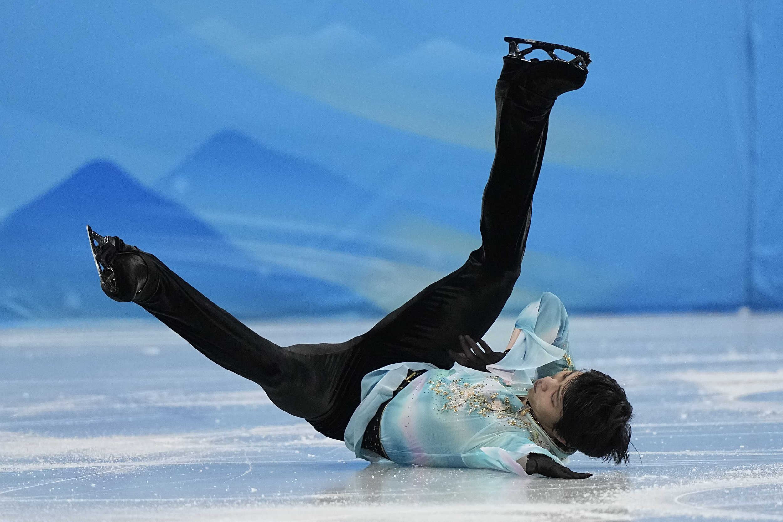 新品登場 ターピー 羽生結弦 新聞160部2022.1〜2 ④ 印刷物 - tbran.org