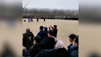徐州沛县乡镇球迷自发组织友谊赛，引千余人围观