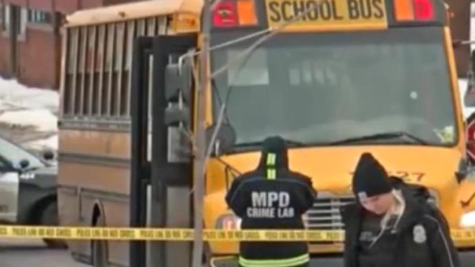 槍支暴力事件持續(xù)增加，美國多地校園附近發(fā)生槍擊事件