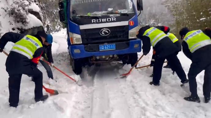 守护西南边境，他们与风雪为伍