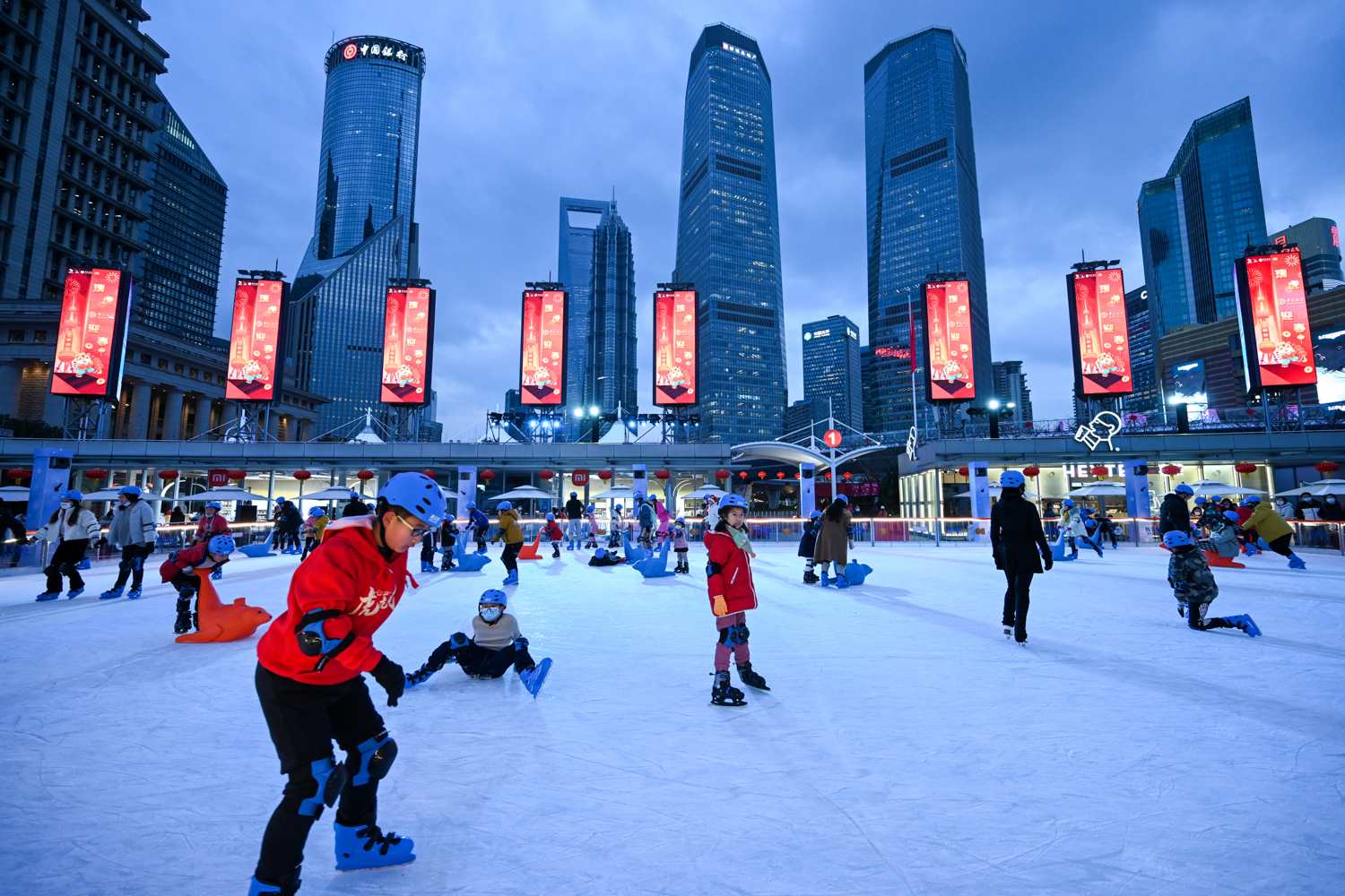 城事冬奥会带动民间冰雪运动上海小囡是最大玩家