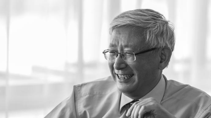 “新聞雷達”曹景行病逝,曾說“我一個人可以做24小時新聞臺”
