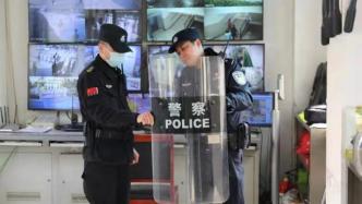 开学日重庆警方设立“护学岗”3815个，筑牢校园安全屏障