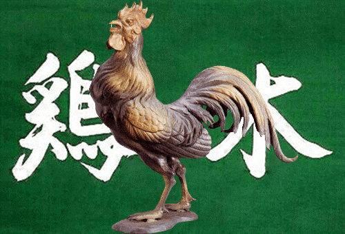 日本柔道、剑道、相扑的练习场所经常摆放木鸡塑像，以激励练习者。