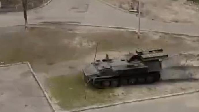 乌军方：俄军已在奥博隆地区展开行动，距基辅市中心仅9公里