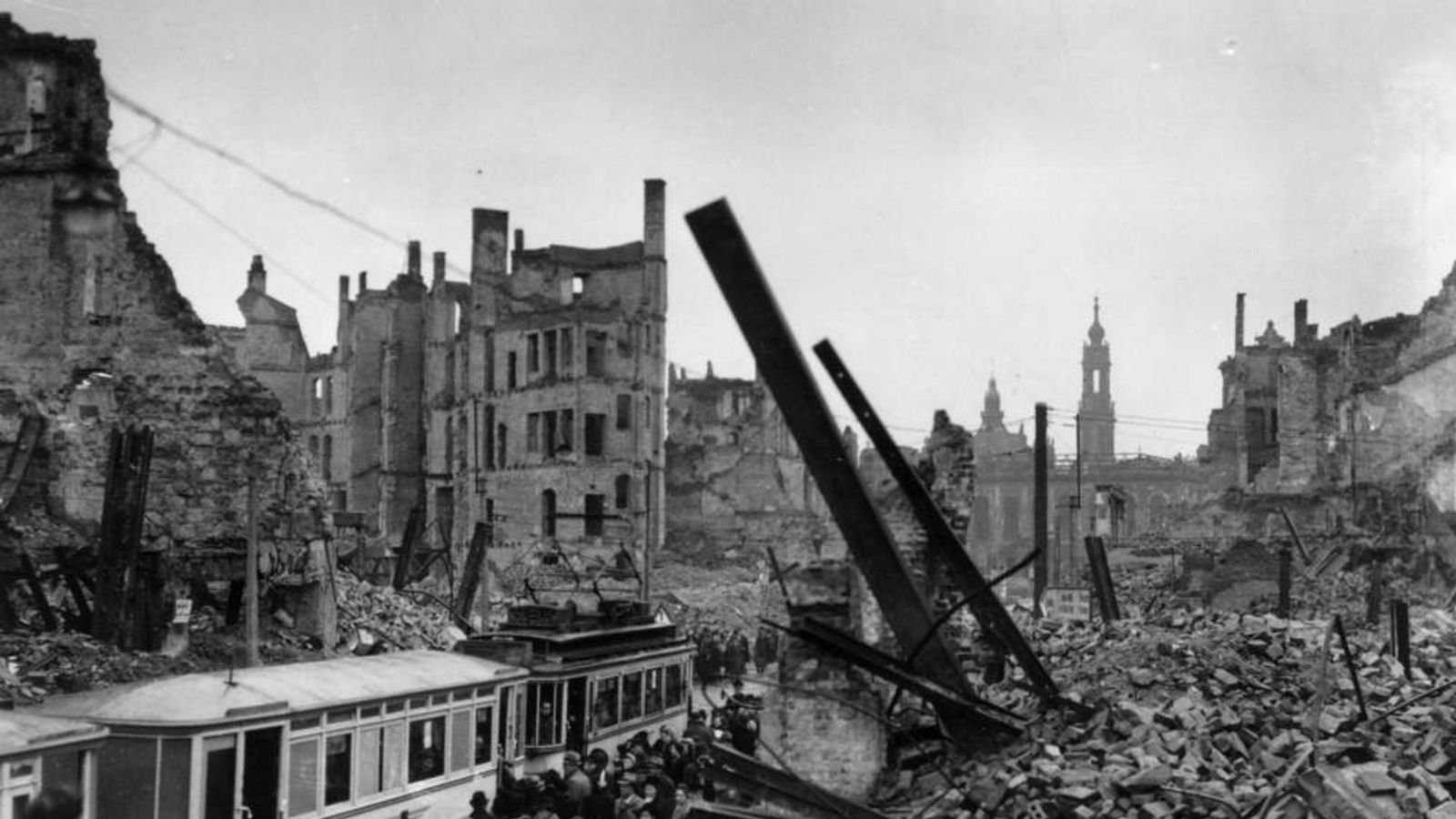 大轰炸后的德累斯顿