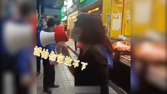 深圳市民排长队抢菜，志愿者喊话“就怕你家放不下”