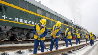 中国首条跨海高铁福厦高铁进入铺轨施工阶段